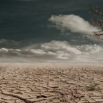 solo seco devido às mudanças climáticas